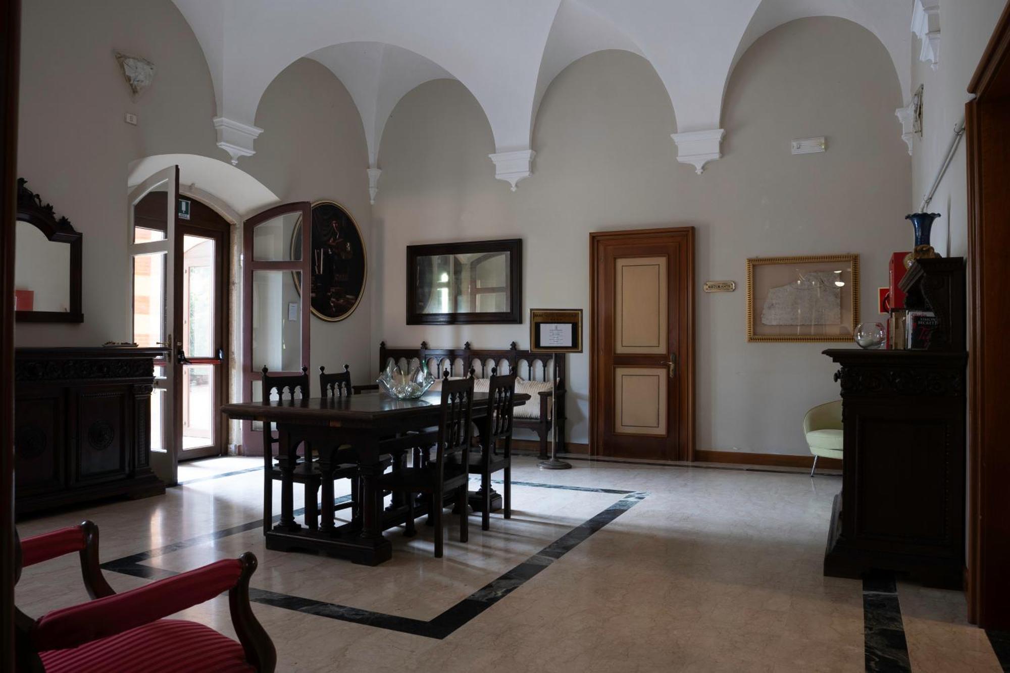 Park Hotel Napoleone Portoferraio Exterior photo