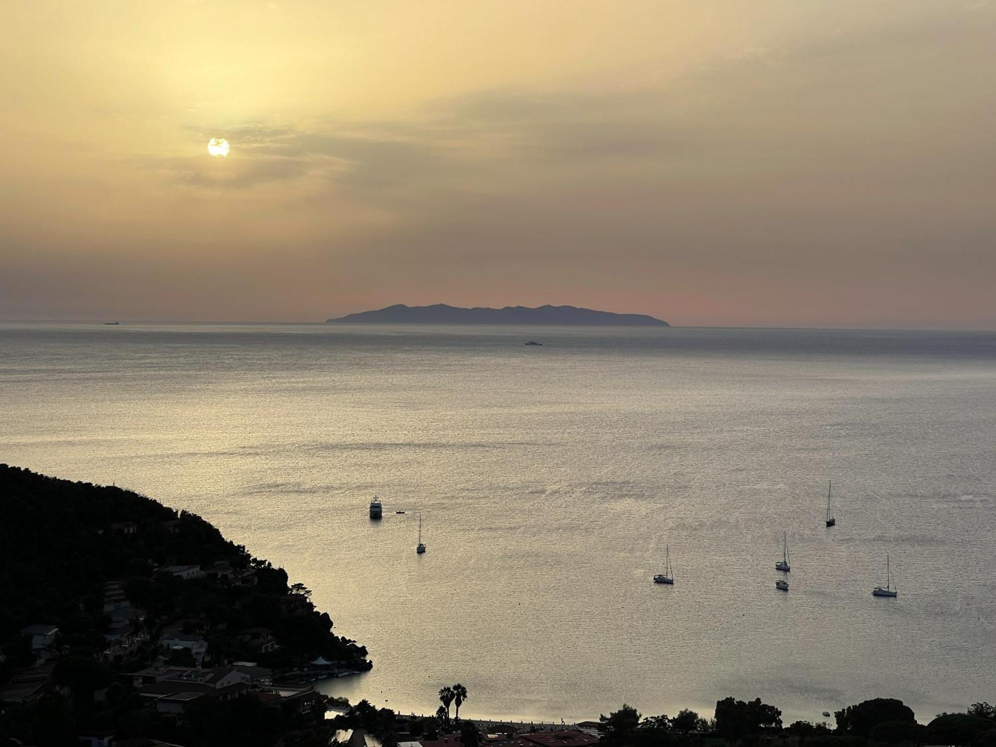 Park Hotel Napoleone Portoferraio Exterior photo